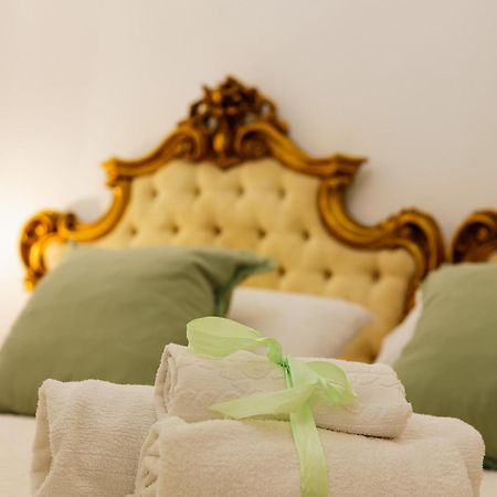 Giallo Napoletano Home نابولي المظهر الخارجي الصورة