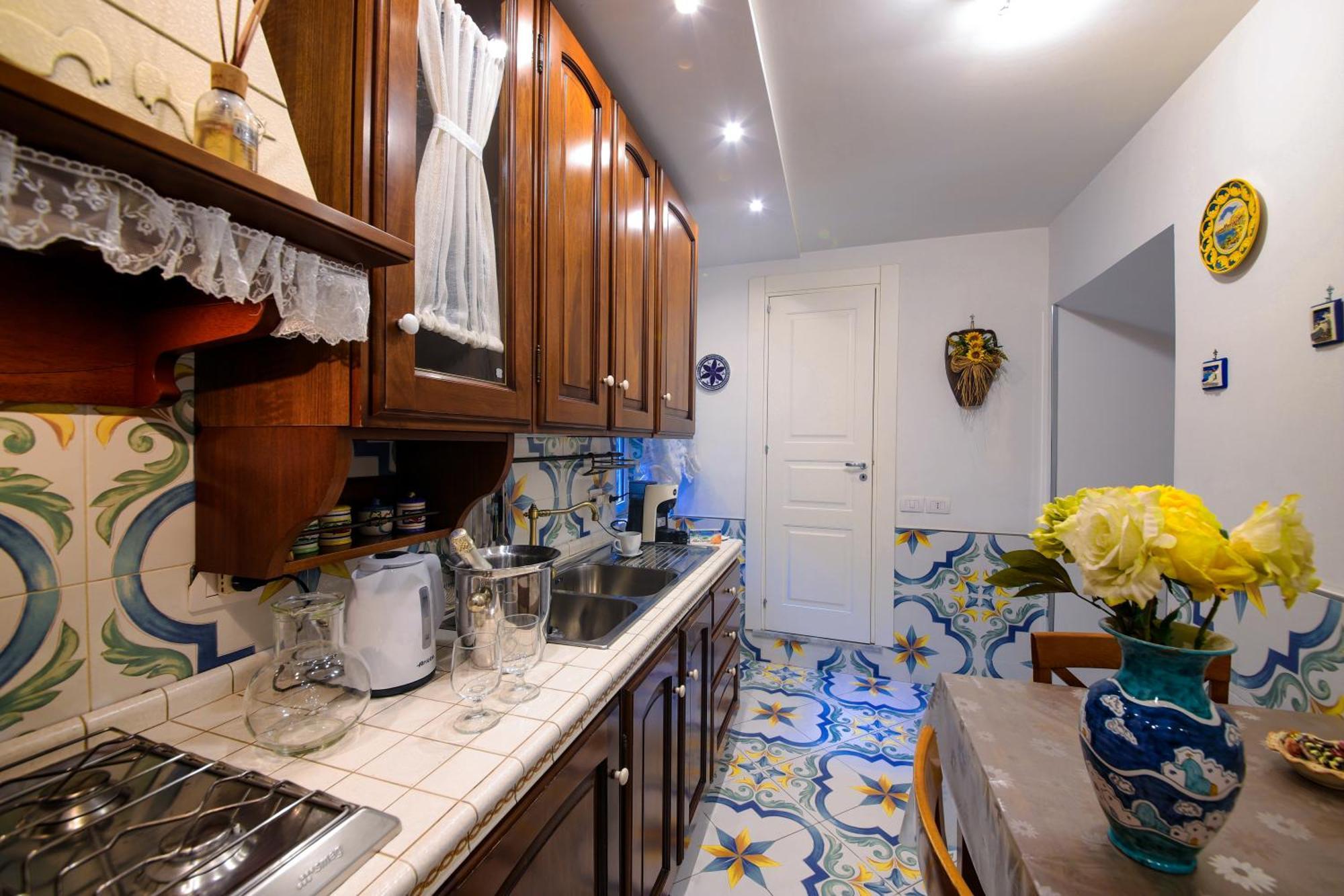 Giallo Napoletano Home نابولي المظهر الخارجي الصورة