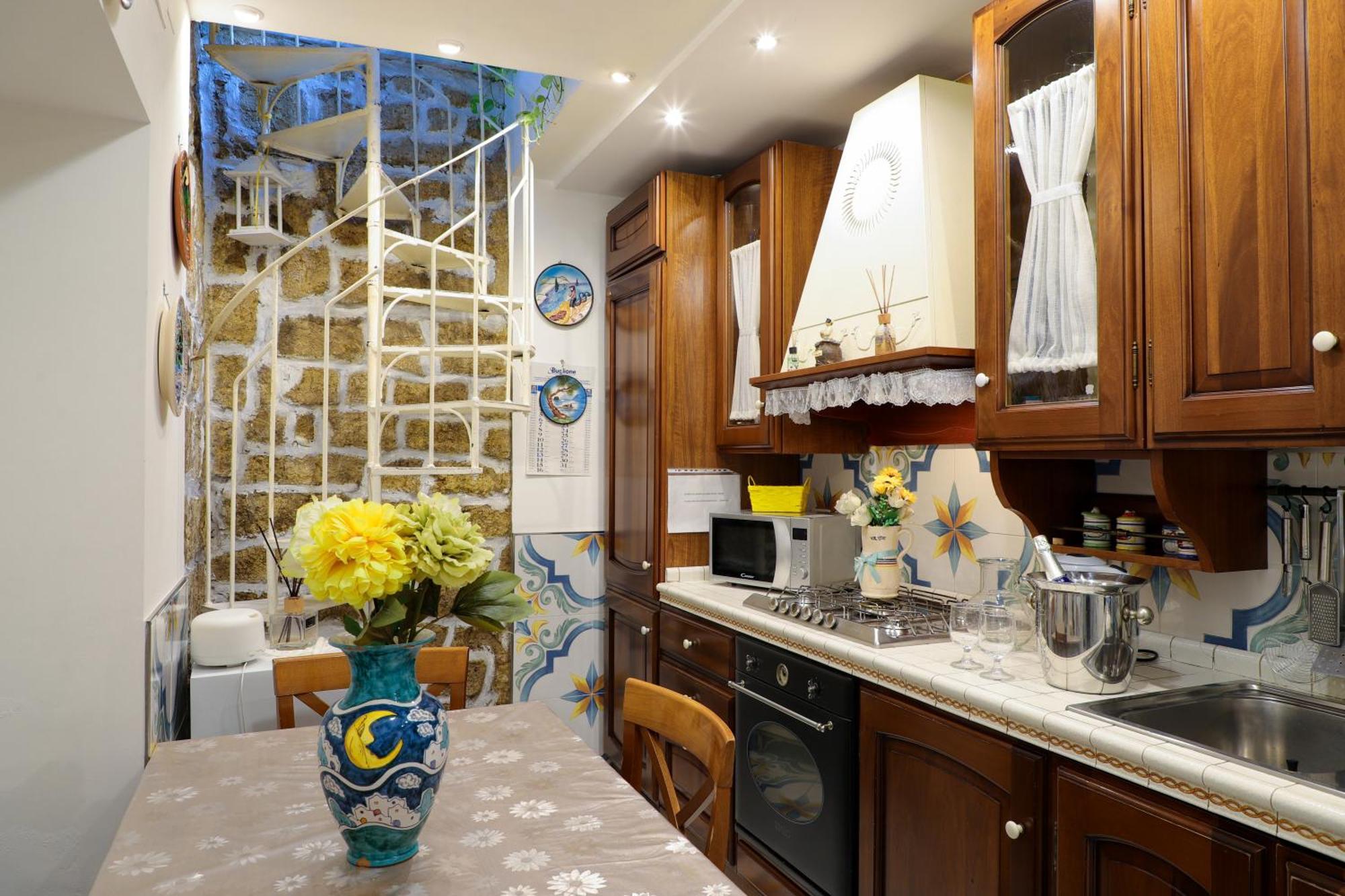 Giallo Napoletano Home نابولي المظهر الخارجي الصورة