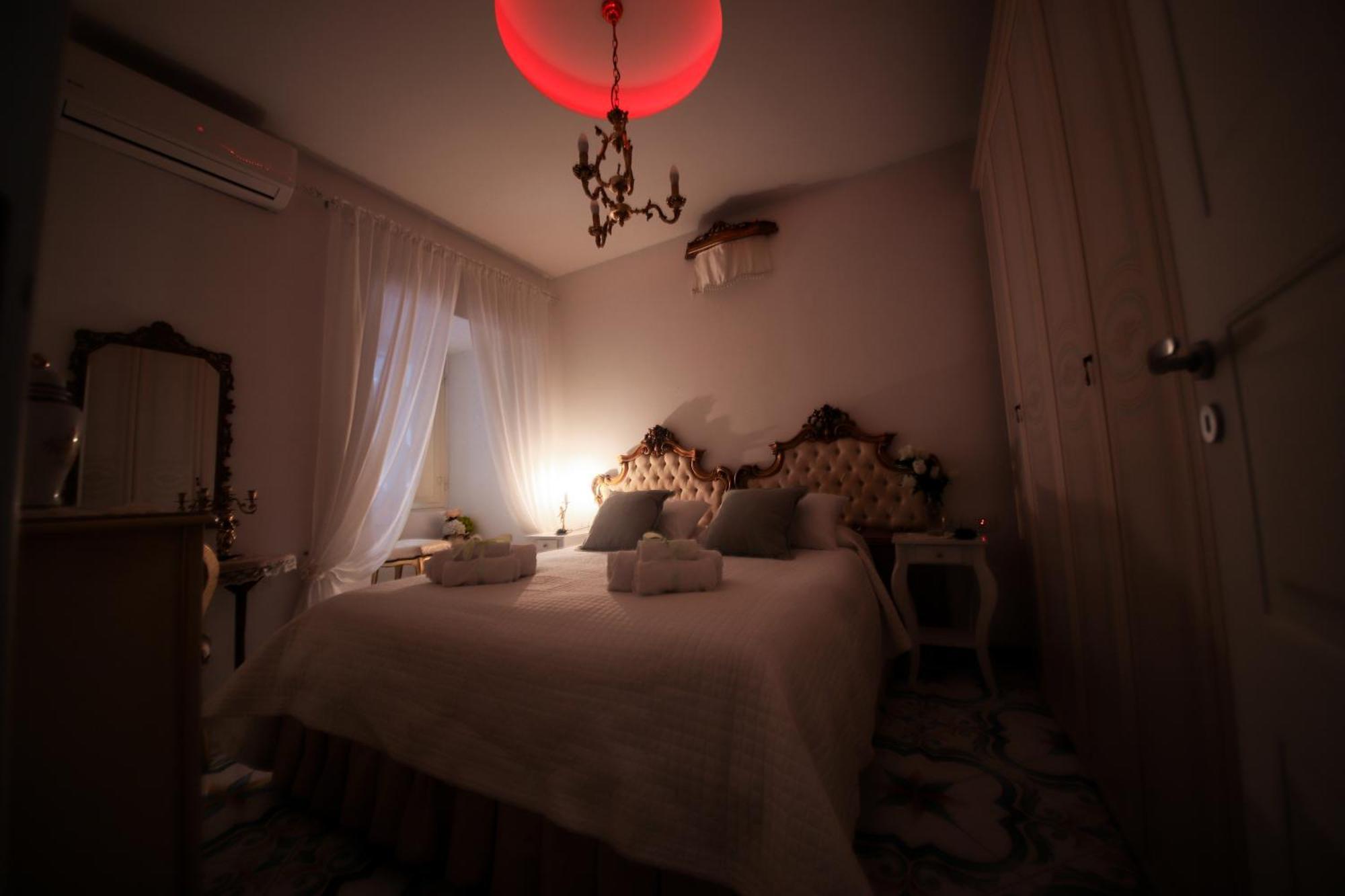 Giallo Napoletano Home نابولي المظهر الخارجي الصورة